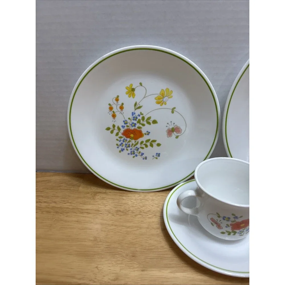 Corelle Spring Meadow Bouquet Dinnerware Set Plate Salad Plate Cup Saucer 4pc